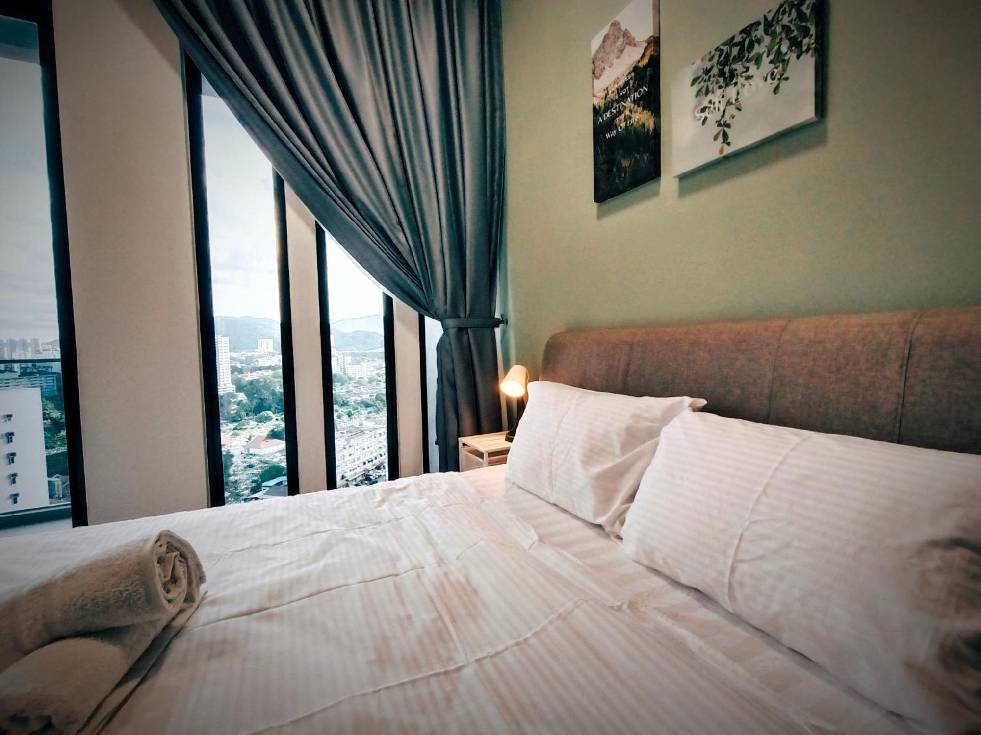 New 2Br Georgetown Warm And Lovely Homestay 10Pax-无敌美景两房民宿 Beacon Executive Suite Eksteriør bilde